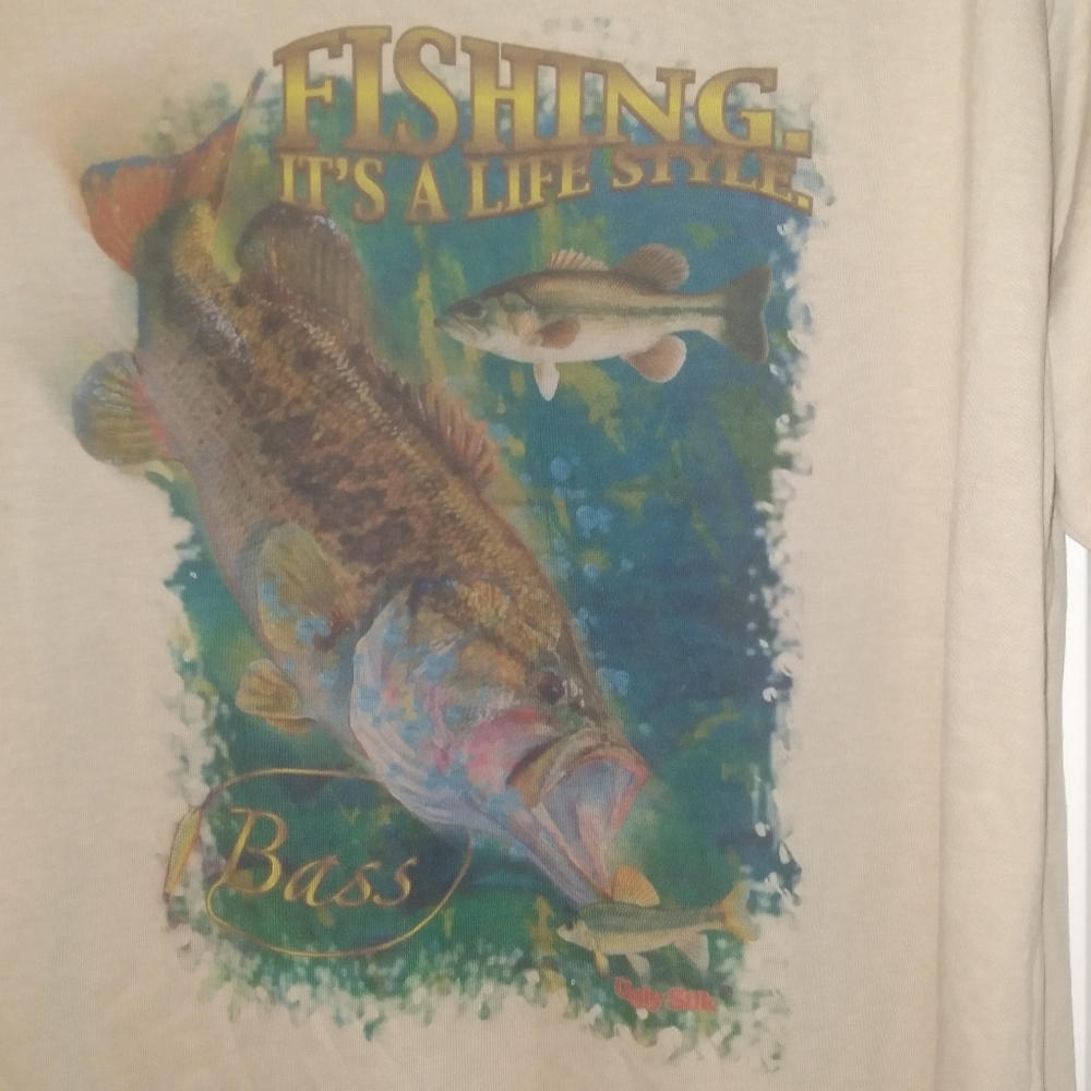 Men's Ugly Stik Fishing is a Lifestyle Bass Tshirt XL Graphic Tan Multicolored